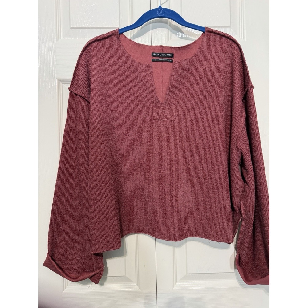Urban Outfitters Pullover Top Red Size‎ Medium Long Sleeve